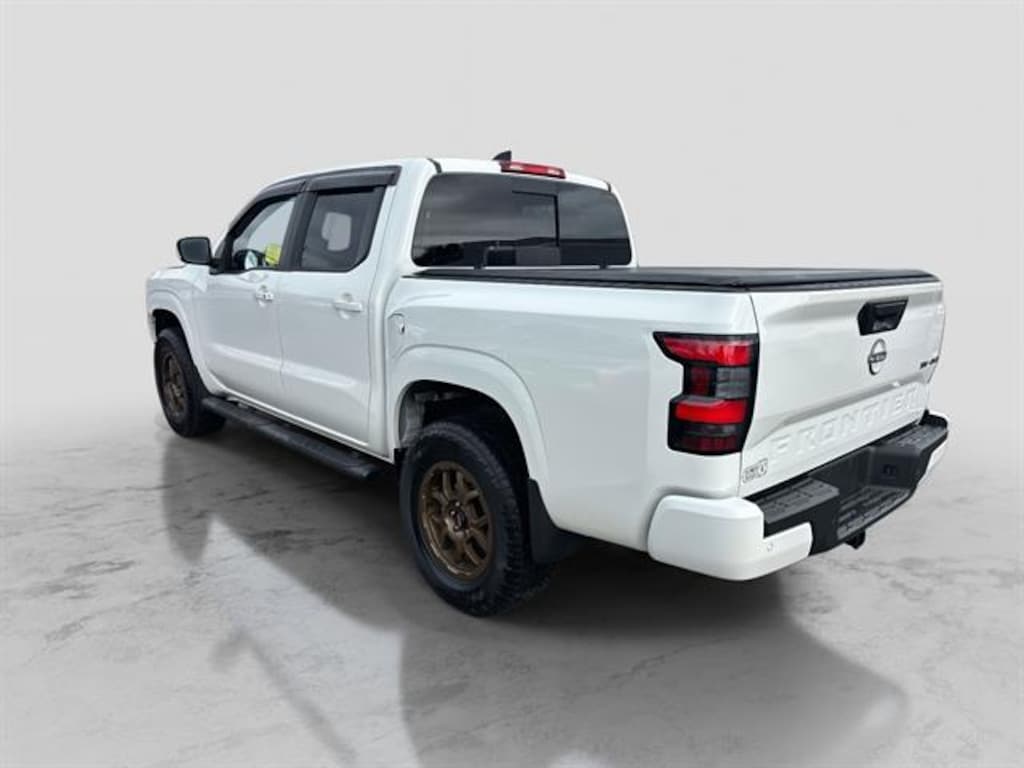 Certified 2023 Nissan