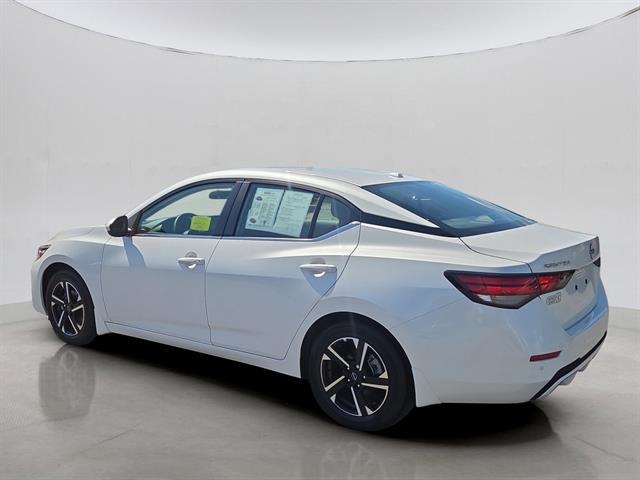 2025 Nissan Sentra SV photo 4