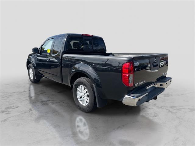 2020 Nissan Frontier SV photo 2