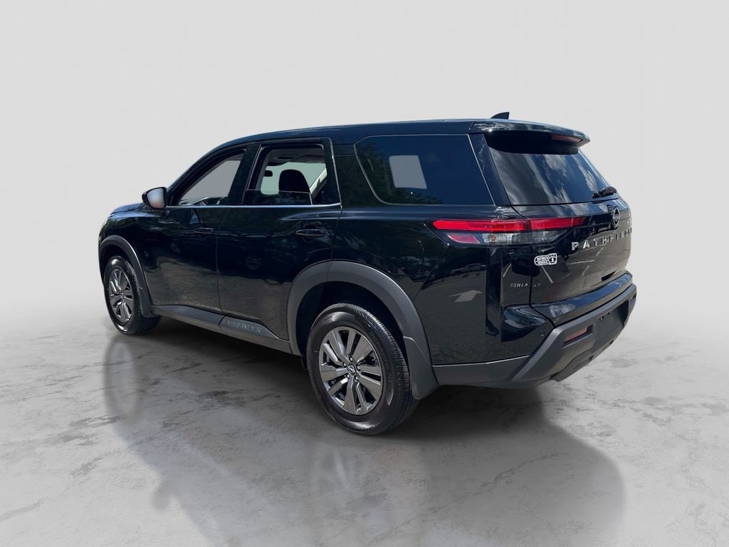 Used 2025 Nissan Pathfinder S SUV