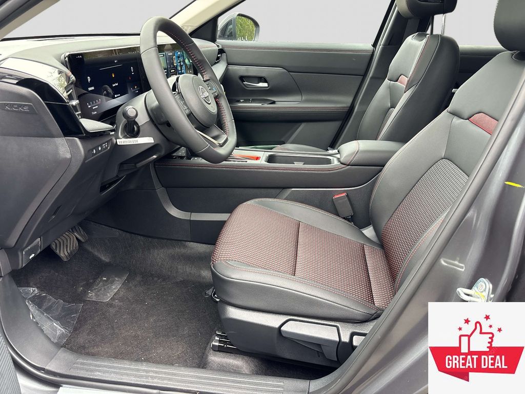 2026 Nissan KICKS SR AWD - Photo 3