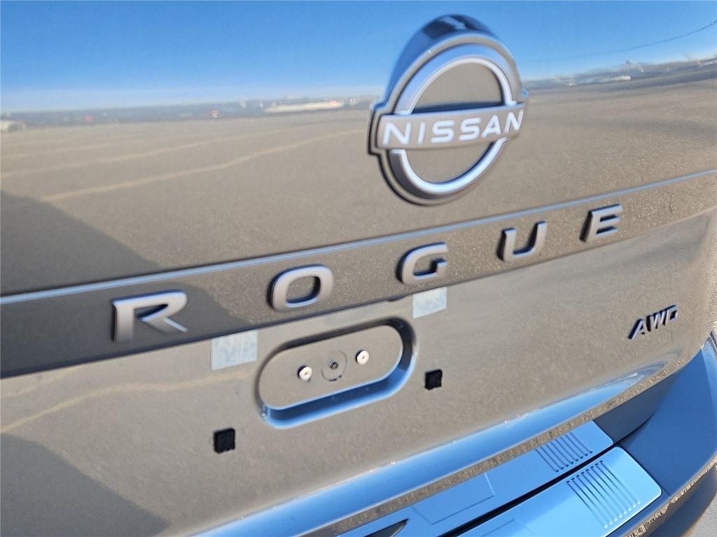 New 2026 Nissan Rogue SV SUV