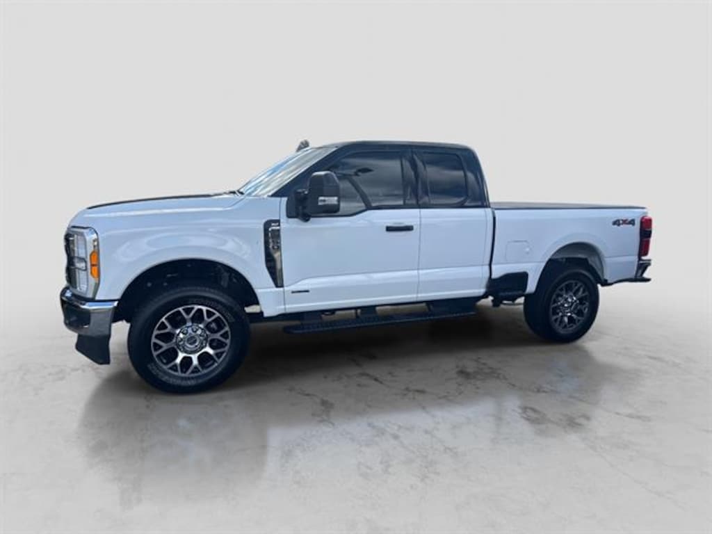 Used 2023 Ford F-250 Super Duty XLT Truck Super Cab
