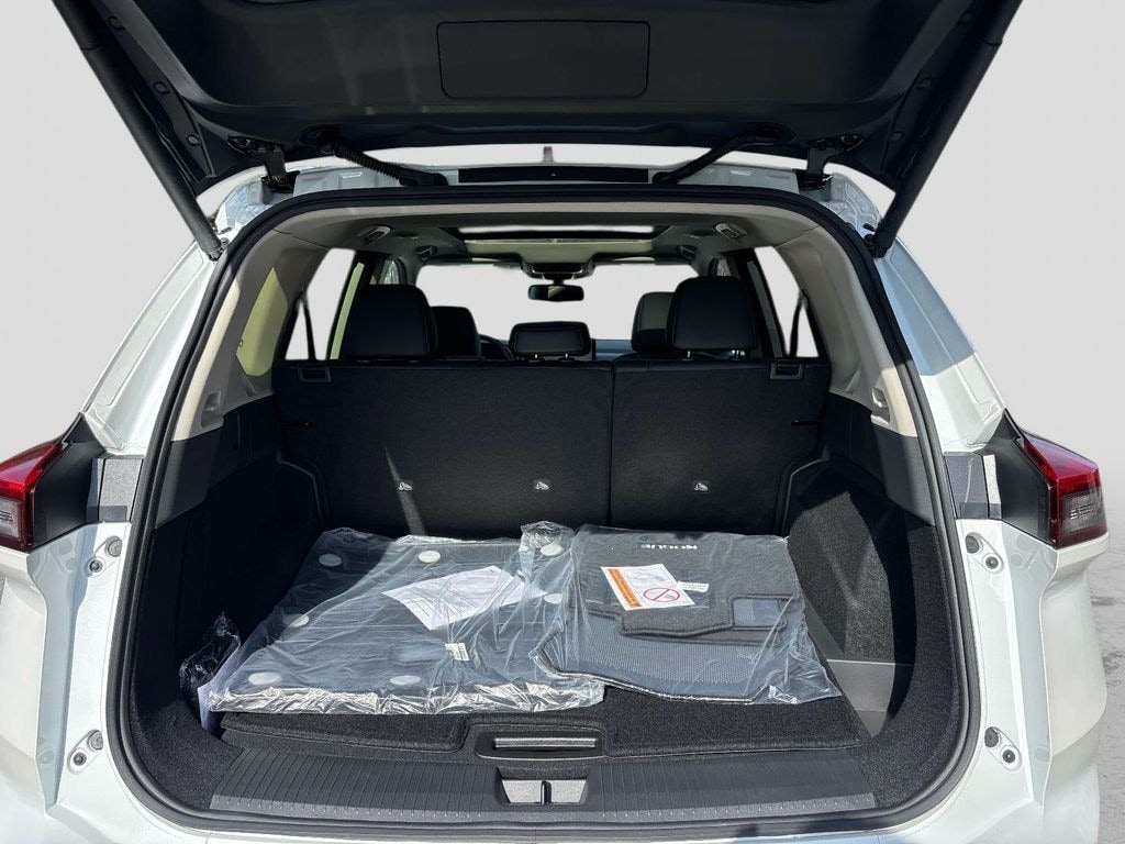 New 2026 Nissan Rogue Platinum SUV