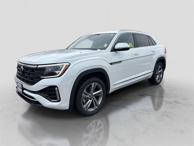2024 Volkswagen Atlas Cross Sport SEL R-LINE's photo