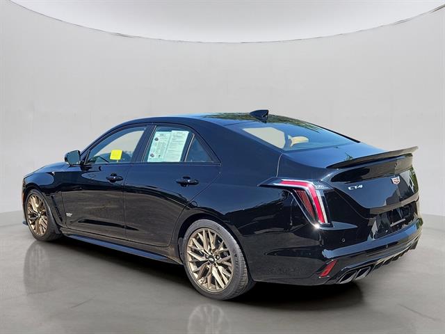 2024 Cadillac CT4 photo 4