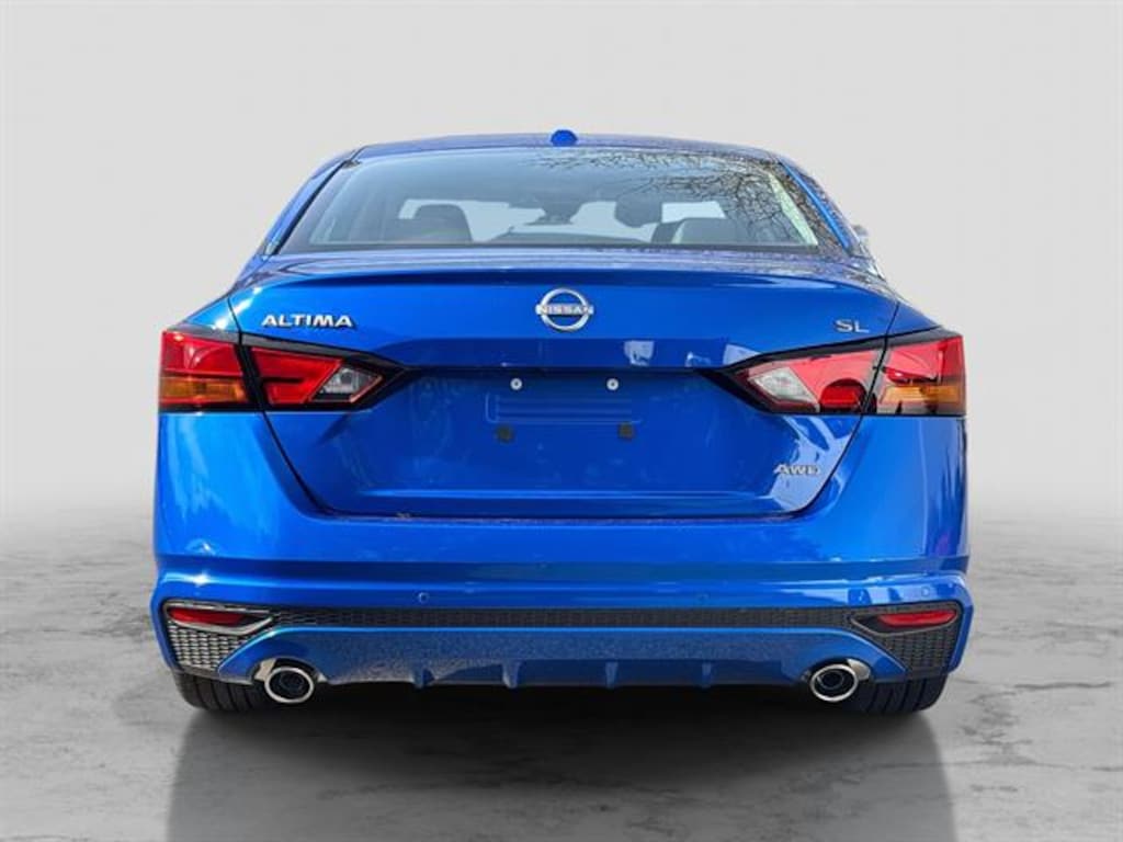New 2025 Nissan Altima SL AWD Sedan
