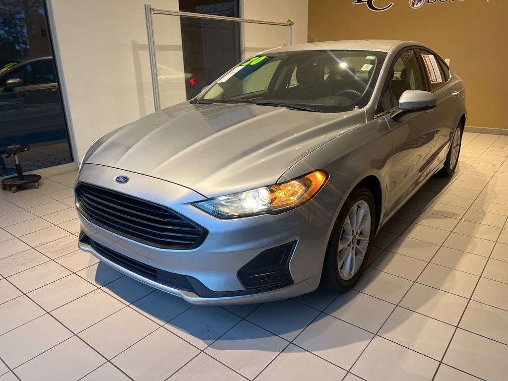 Used 2020 Ford Fusion Hybrid SE with VIN 3FA6P0LU1LR213618 for sale in Kansas City