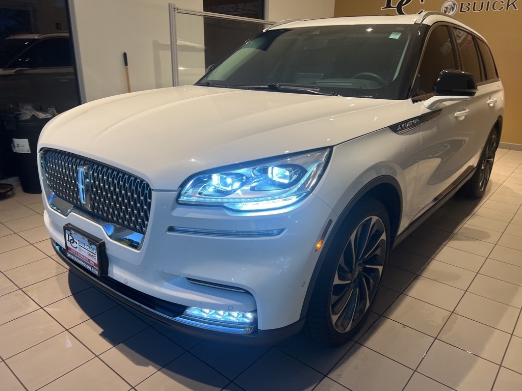 Used 2020 Lincoln Aviator Reserve with VIN 5LM5J7XC2LGL19657 for sale in Kansas City