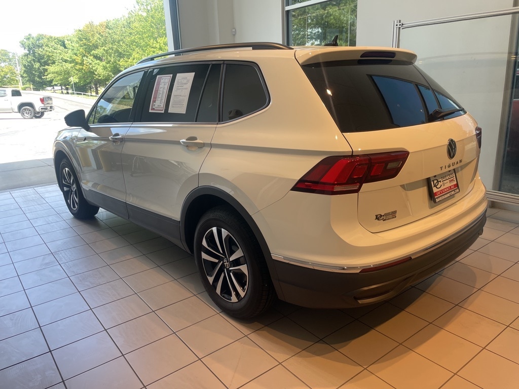 Used 2023 Volkswagen Tiguan S with VIN 3VVRB7AX7PM139220 for sale in Kansas City