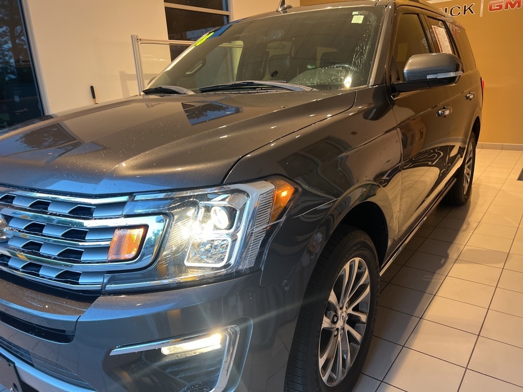 Used 2018 Ford Expedition Limited with VIN 1FMJU2AT9JEA05162 for sale in Kansas City