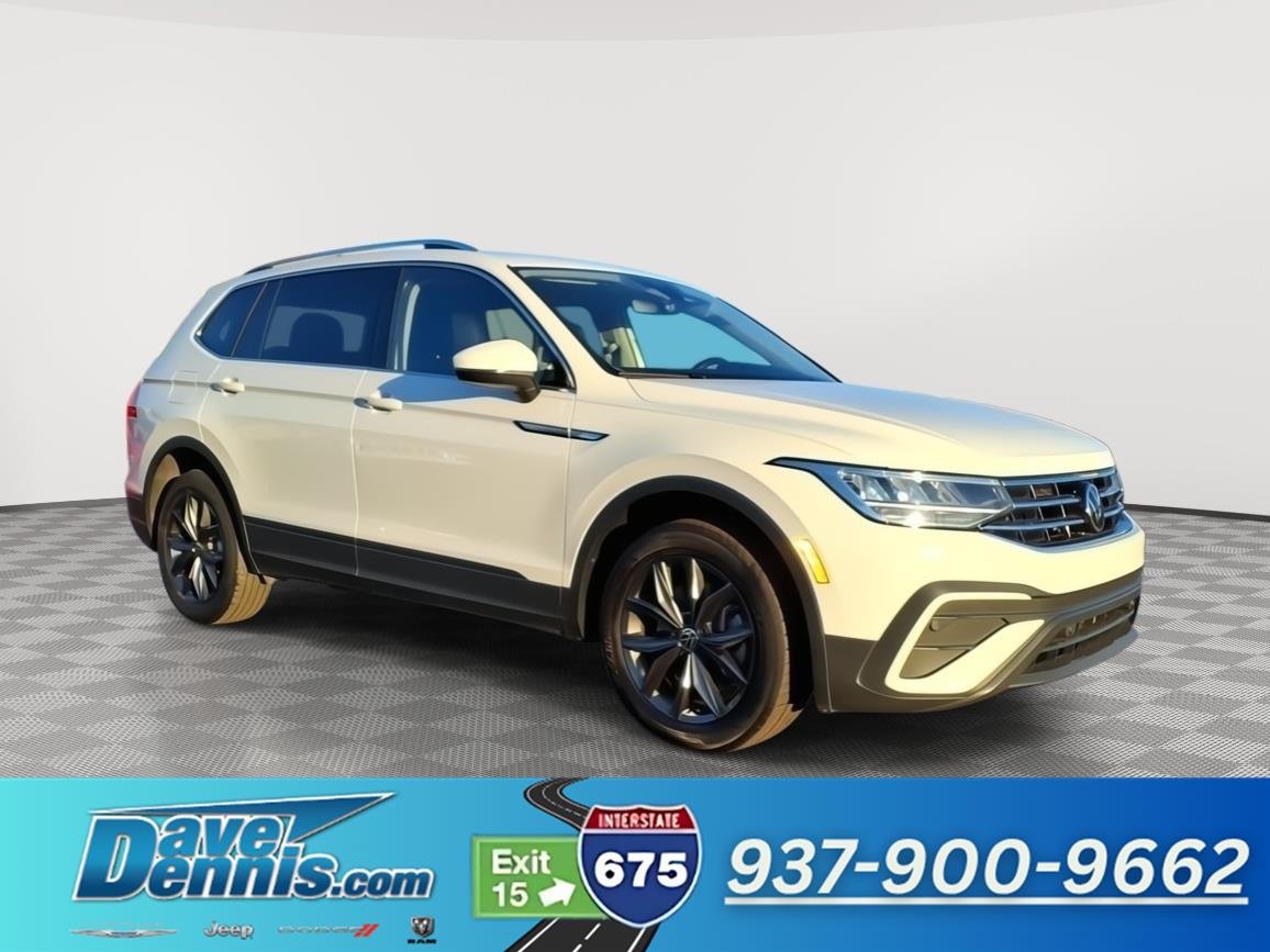2024 Volkswagen Tiguan SE's photo