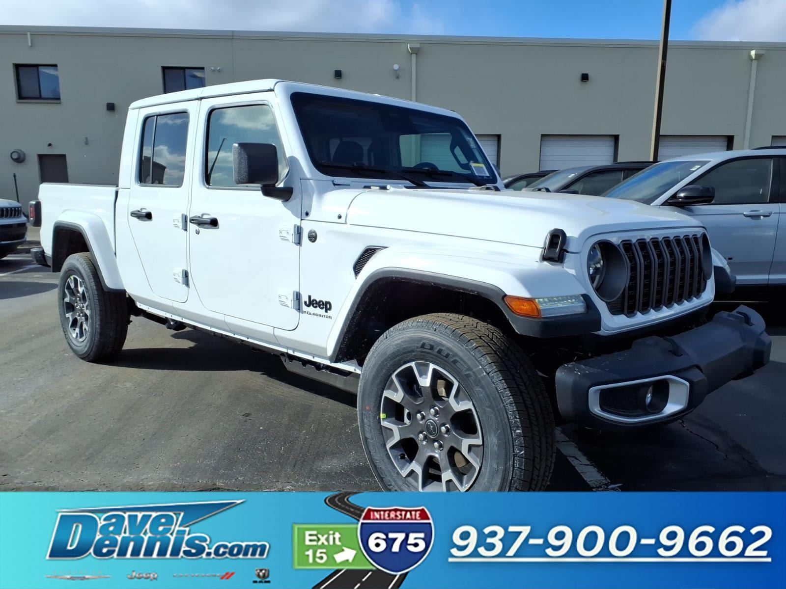 2026 Jeep Gladiator Sahara Auto's photo