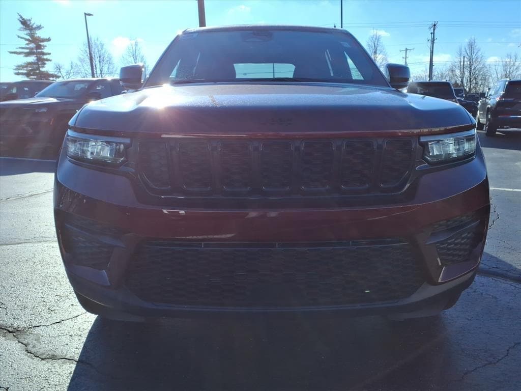New 2025 Jeep Grand Cherokee Altitude X Sport Utility