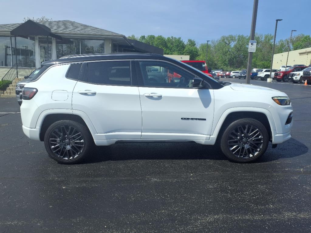Used 2022 Jeep Compass High Altitude with VIN 3C4NJDCBXNT143345 for sale in Dayton, OH