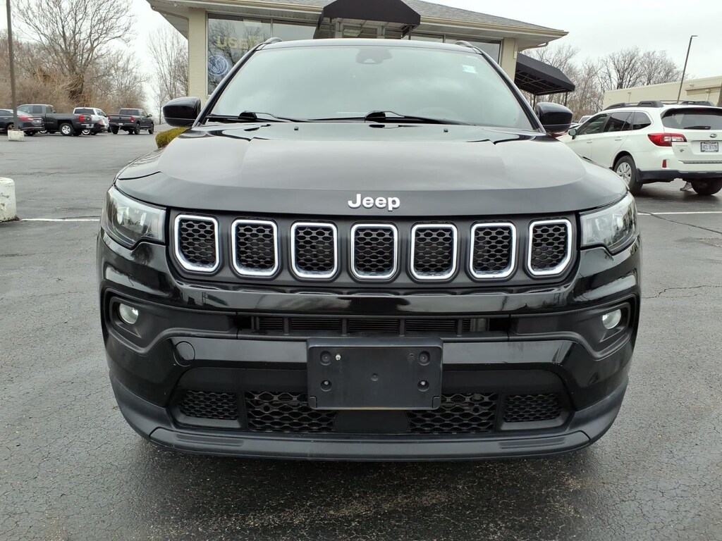 Used 2023 Jeep Compass Latitude SUV