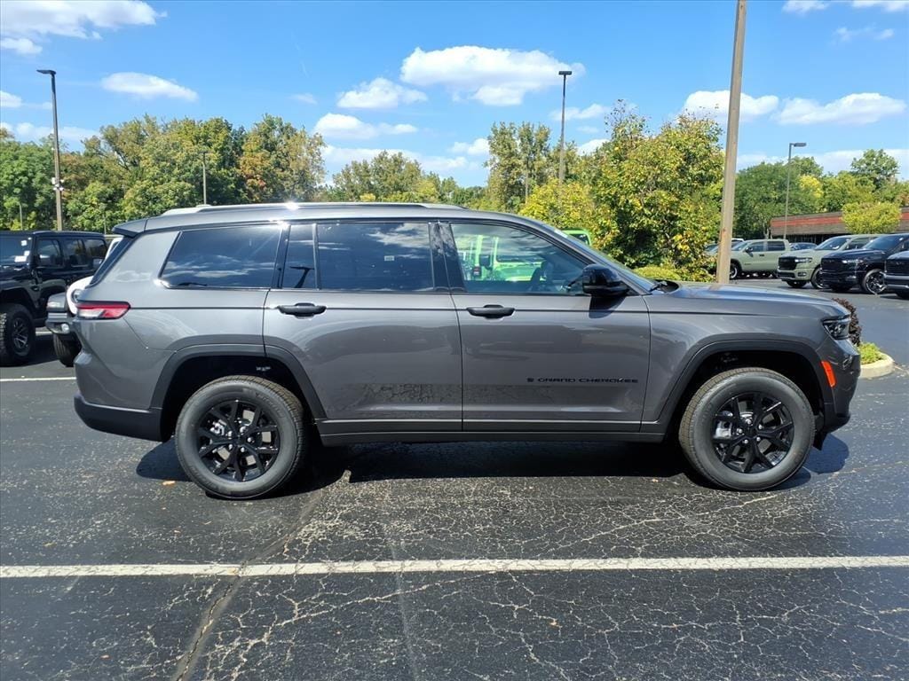 New 2025 Jeep Grand Cherokee L Altitude X Sport Utility