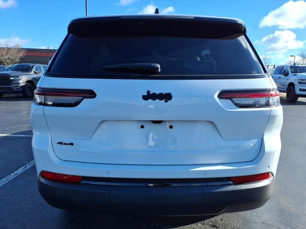 2025 Jeep Grand Cherokee Altitude X photo 4