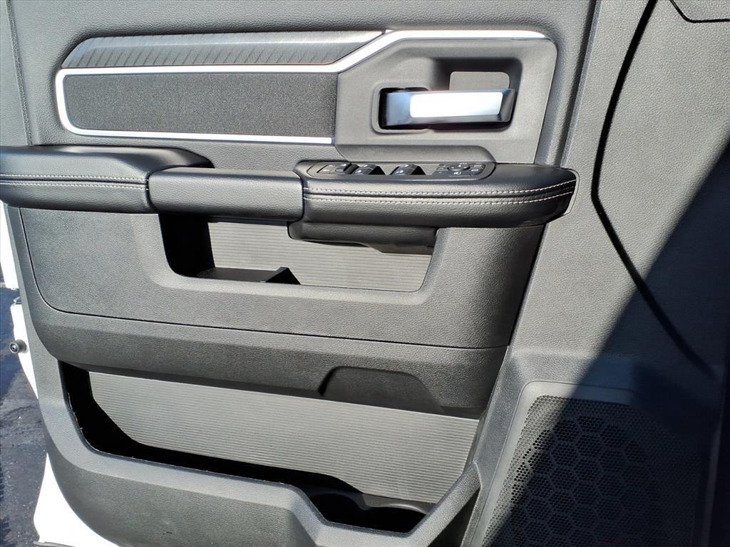 2026 RAM 2500 Big Horn - Photo 7