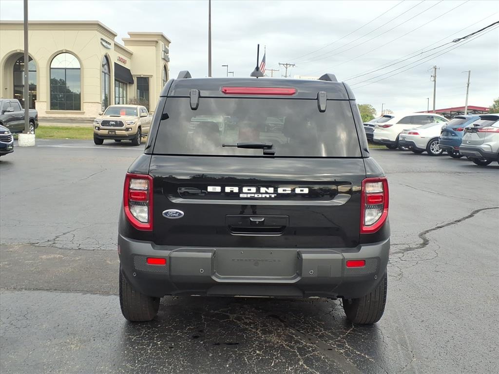 2025 Ford Bronco Sport Outer Banks photo 4