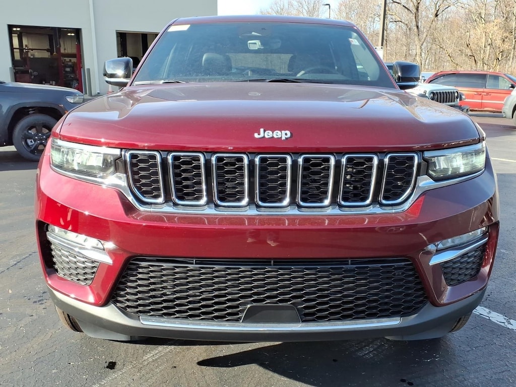 New 2025 Jeep Grand Cherokee Limited Sport Utility