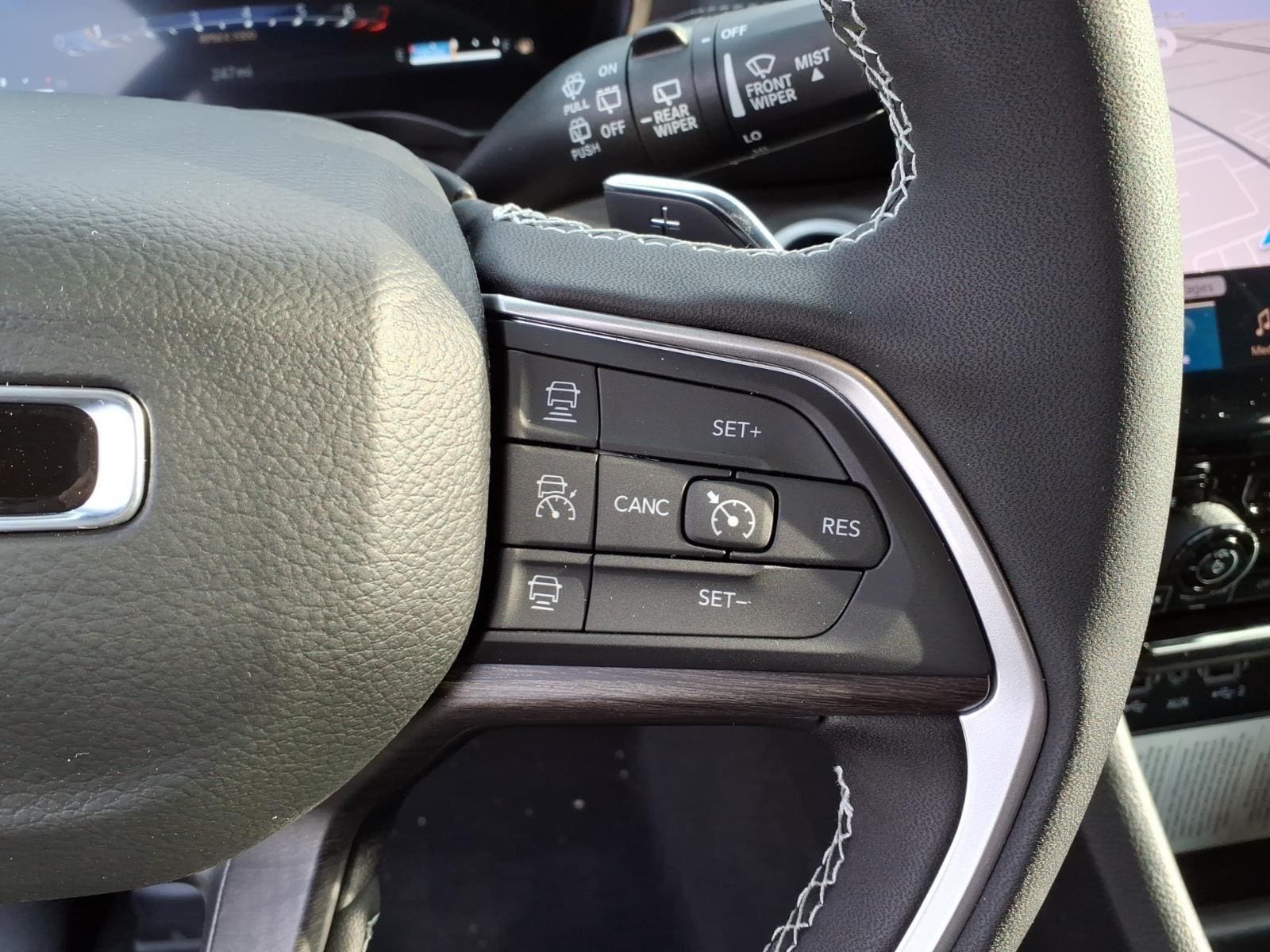 2025 Jeep Grand Cherokee L Limited - Photo 13