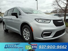 2026 Chrysler Pacifica Select Passenger Van