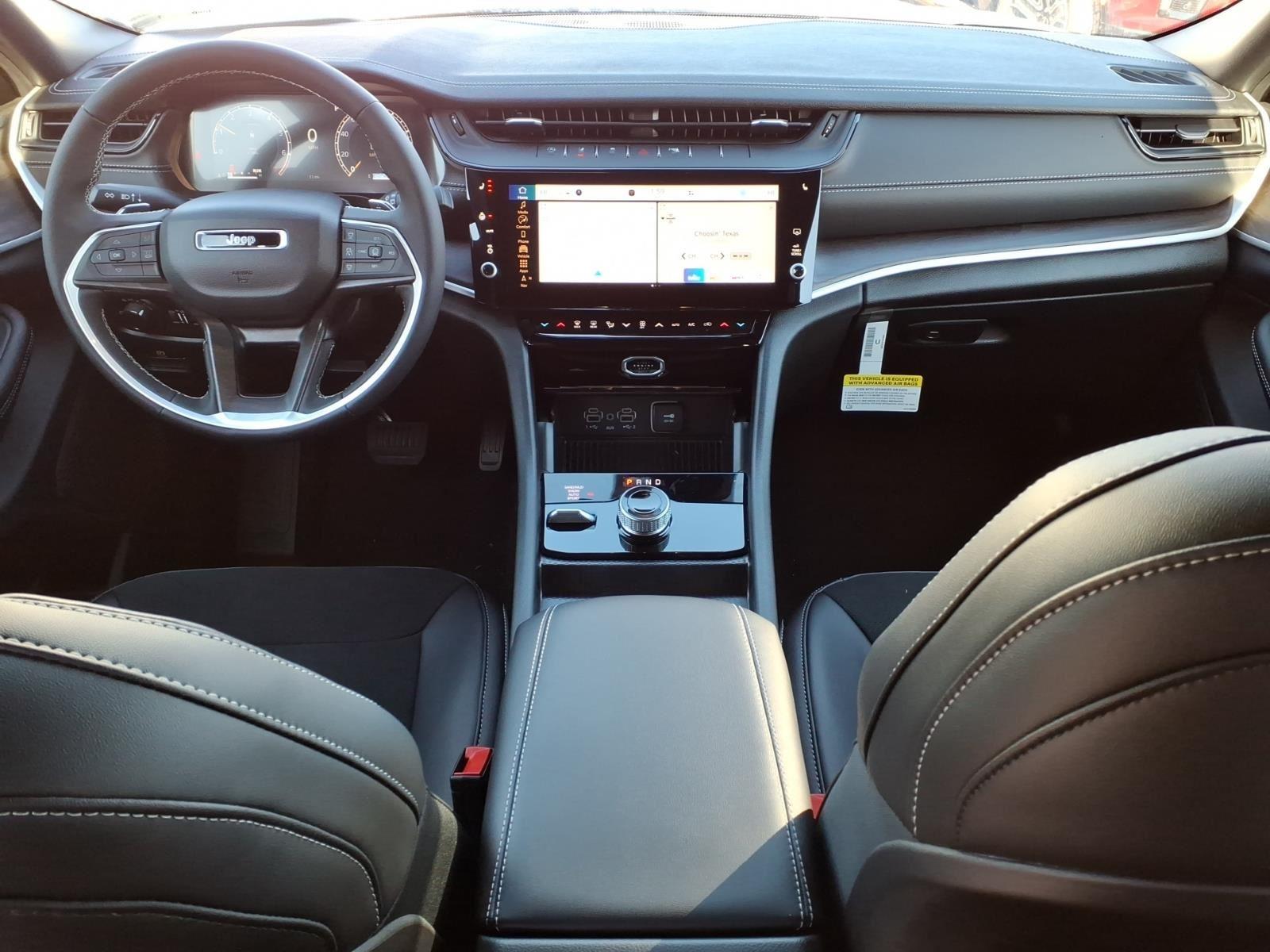 2026 Jeep Grand Cherokee Laredo - Photo 12