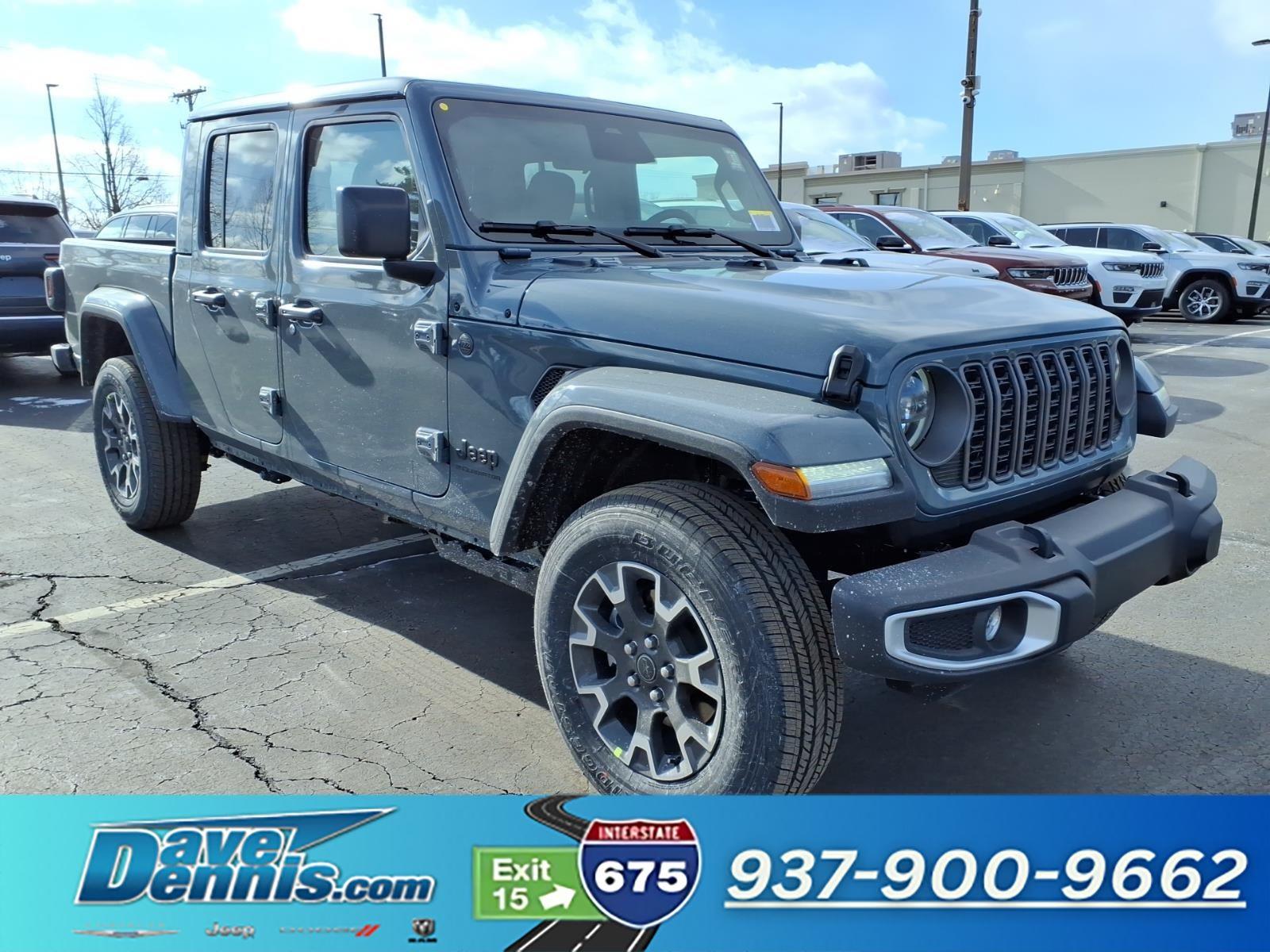 2026 Jeep Gladiator Sahara Auto's photo