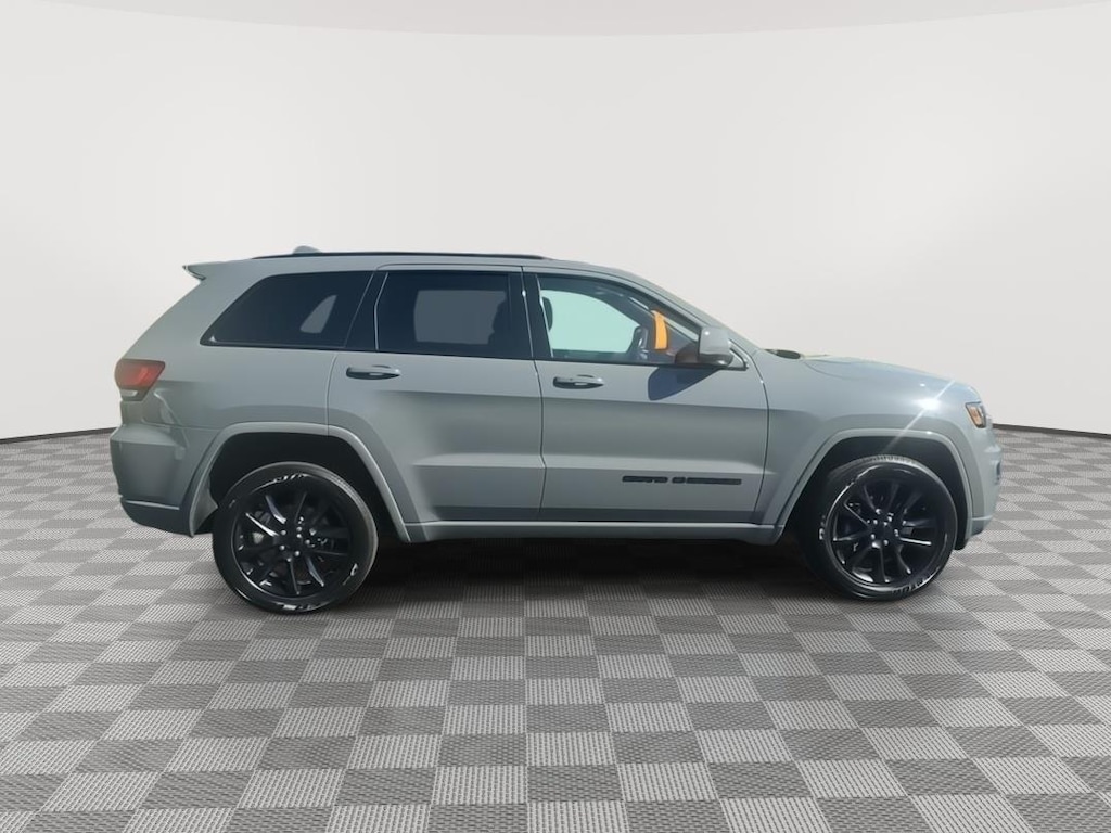 Used 2021 Jeep Grand Cherokee Laredo X SUV