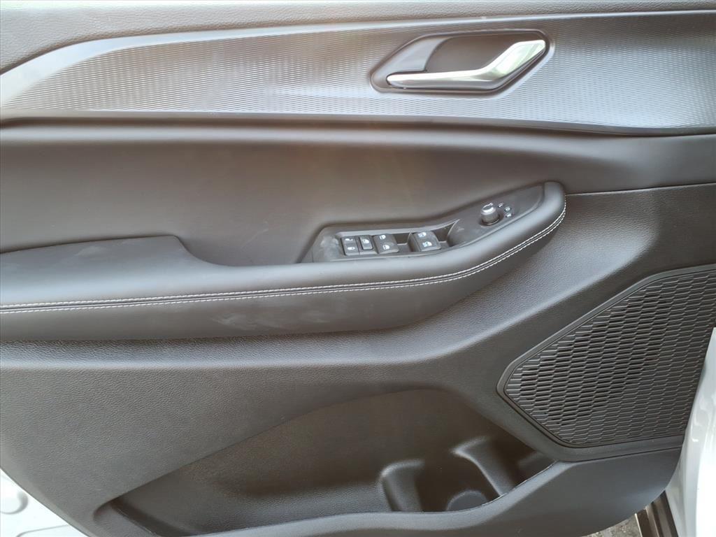 2025 Jeep Grand Cherokee L Altitude - Photo 8