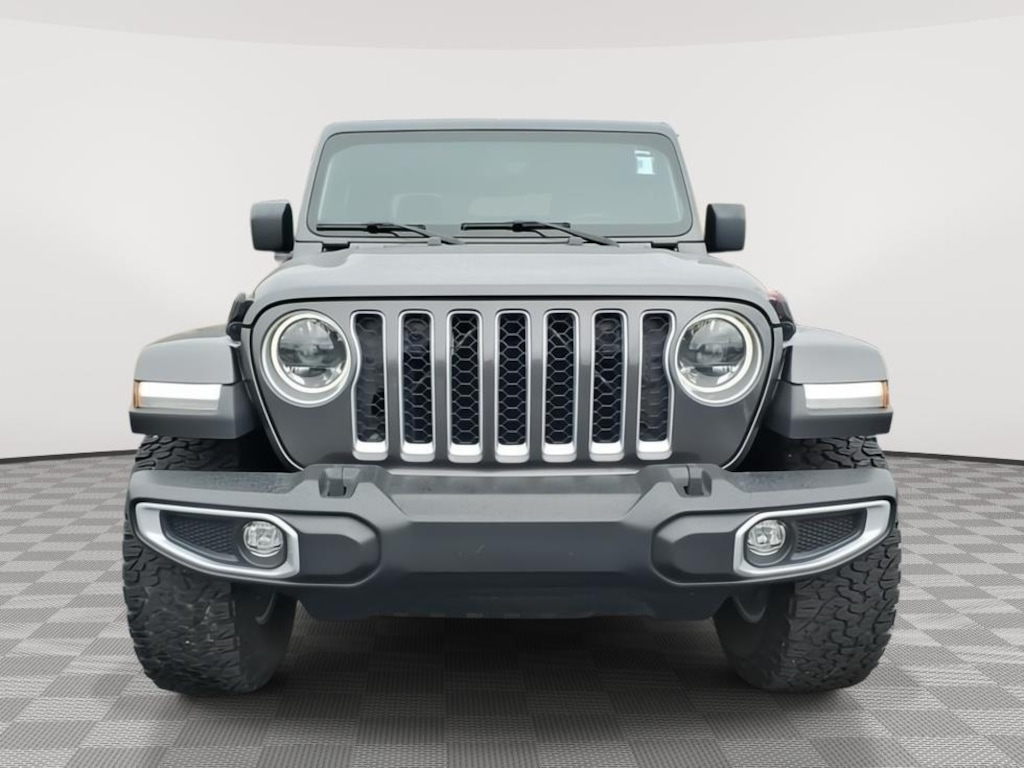 Used 2023 Jeep Gladiator Overland Truck Crew Cab