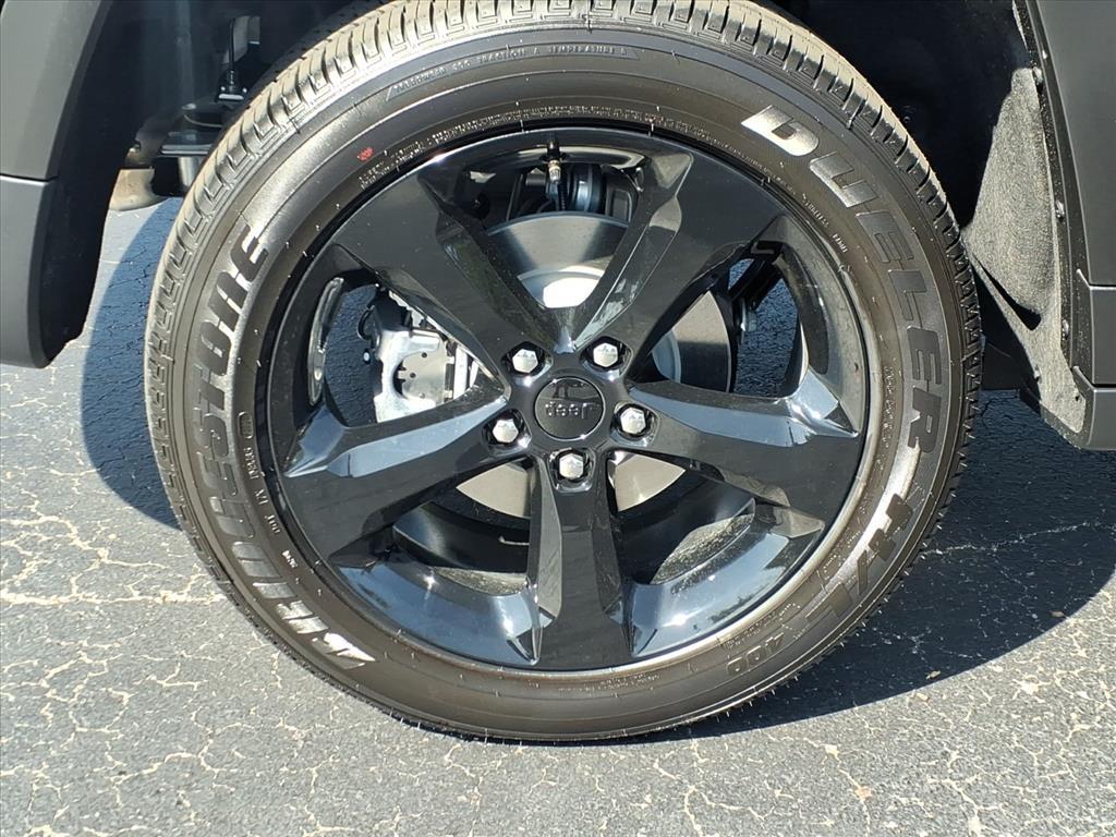 2025 Jeep Grand Cherokee Altitude X photo 4