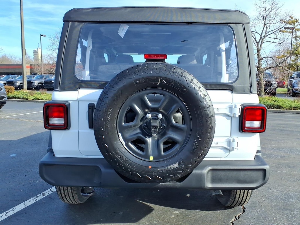 New 2026 Jeep Wrangler Sport Sport Utility