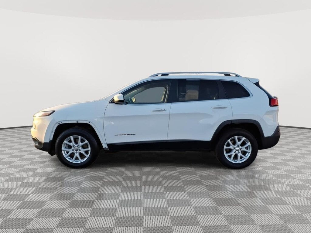 Used 2018 Jeep Cherokee Latitude Plus 4x4 SUV