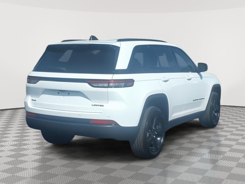 2023 Jeep Grand Cherokee Limited photo 2