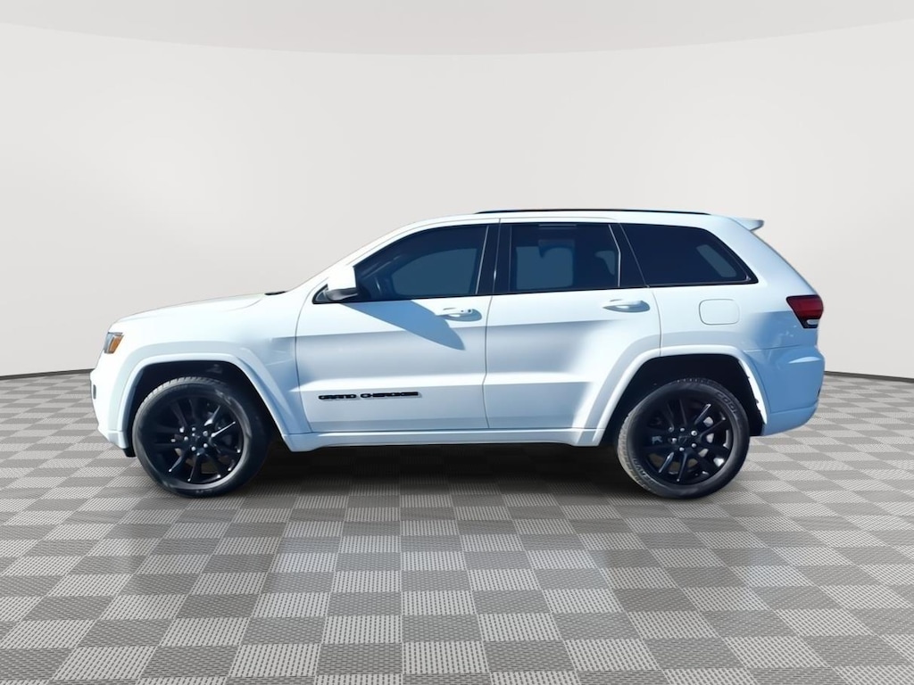 Used 2019 Jeep Grand Cherokee Altitude SUV
