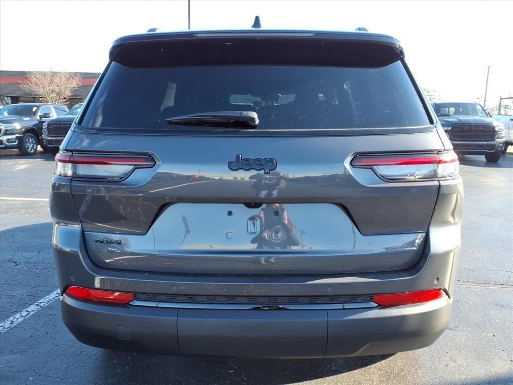 New 2025 Jeep Grand Cherokee L Altitude X Sport Utility