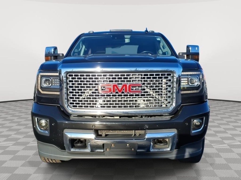 Used 2015 GMC Sierra 2500HD Denali Truck Crew Cab