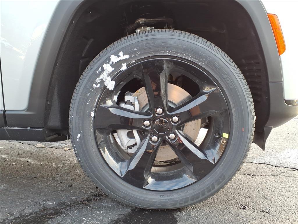 2025 Jeep Grand Cherokee L Altitude - Photo 7