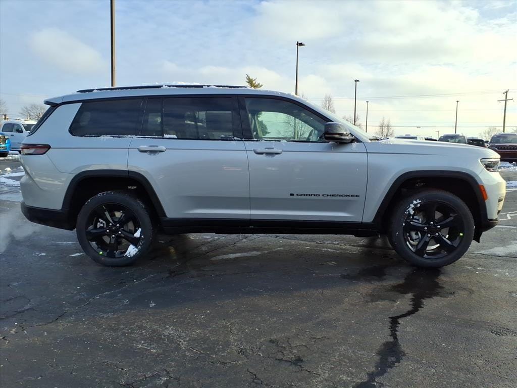 2025 Jeep Grand Cherokee L Altitude - Photo 6