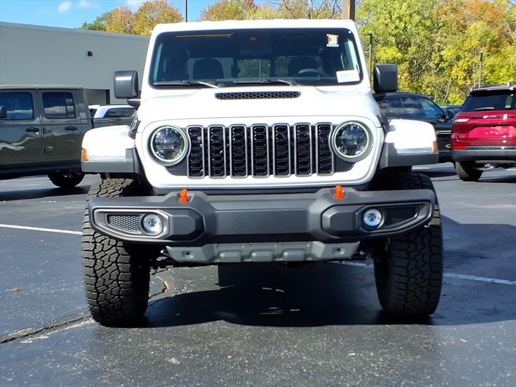 New 2025 Jeep Gladiator Mojave Pickup