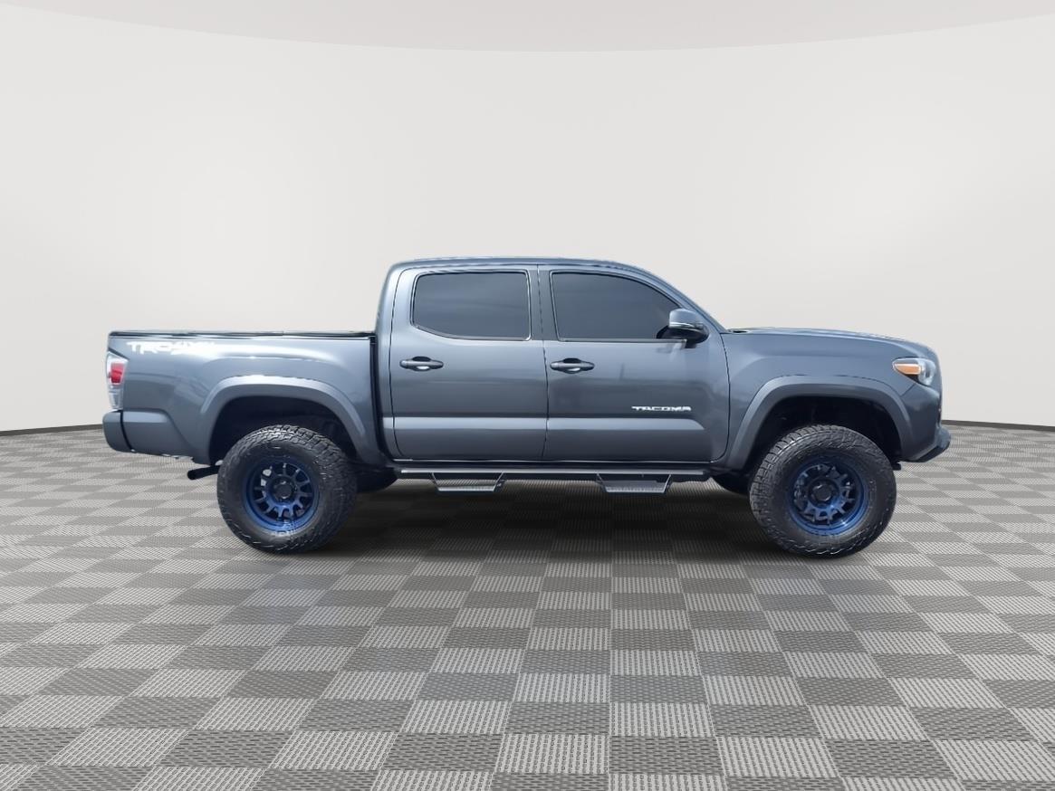 Used 2022 Toyota Tacoma TRD Sport with VIN 3TMCZ5ANXNM461415 for sale in Dayton, OH