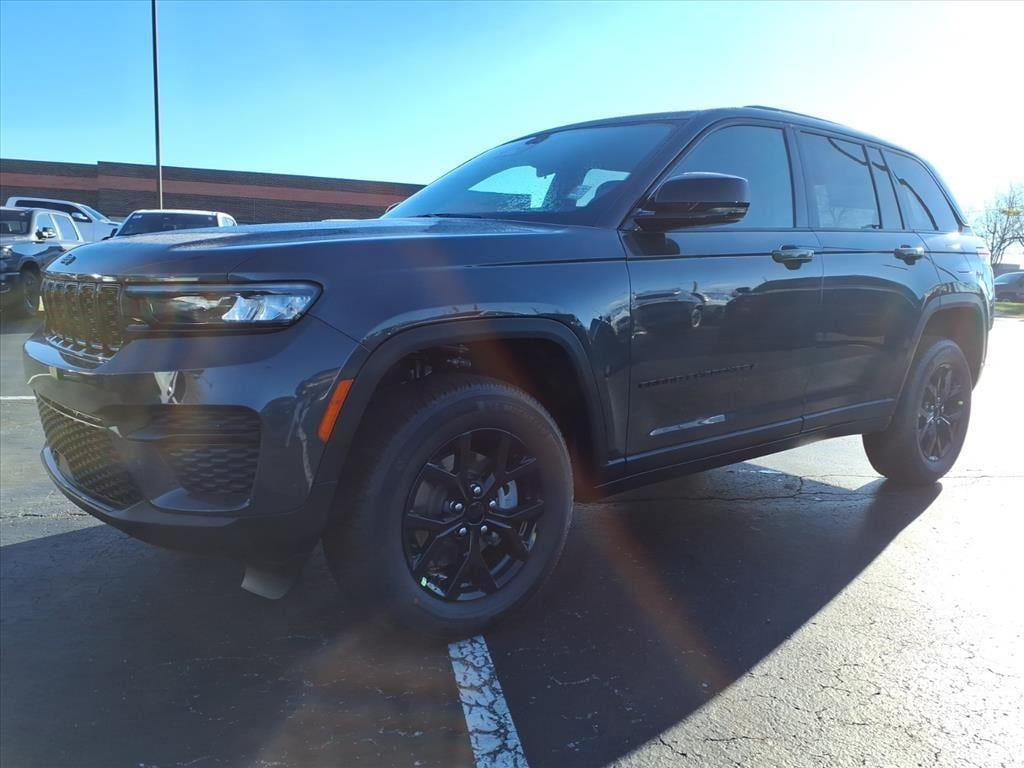 New 2025 Jeep Grand Cherokee Altitude X Sport Utility