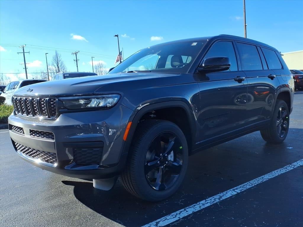 New 2025 Jeep Grand Cherokee L Altitude X Sport Utility