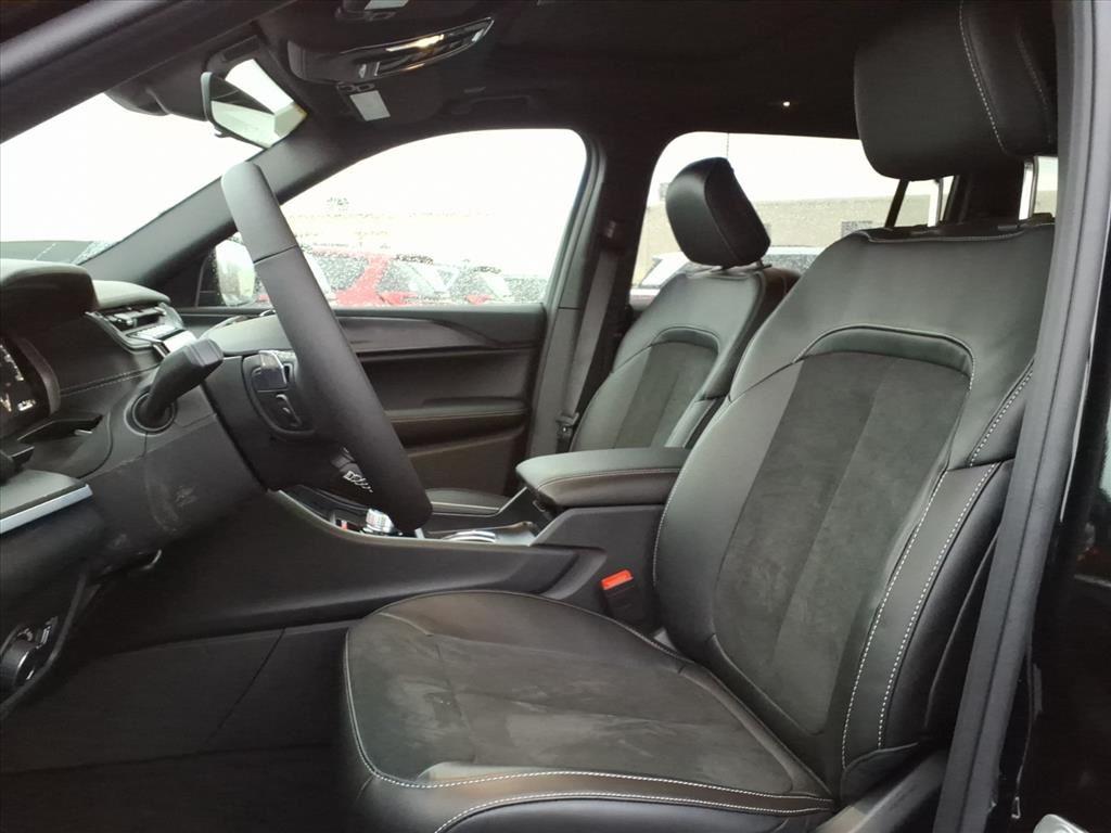 2025 Jeep Grand Cherokee L Altitude - Photo 9