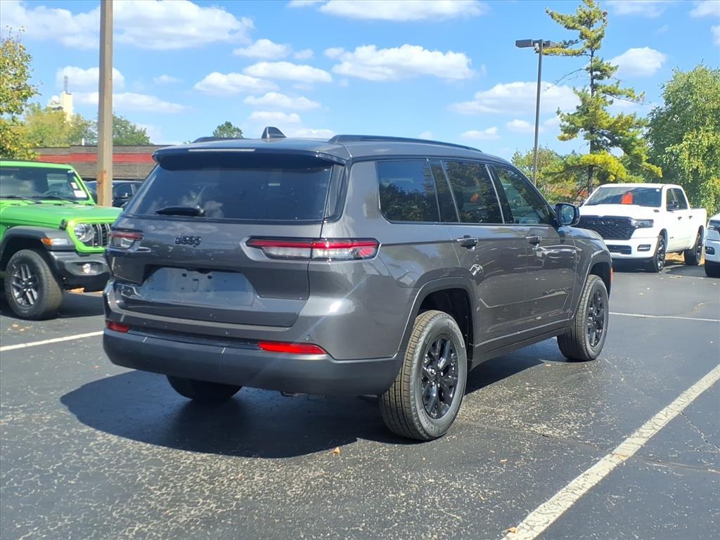 2025 Jeep Grand Cherokee Altitude X photo 3