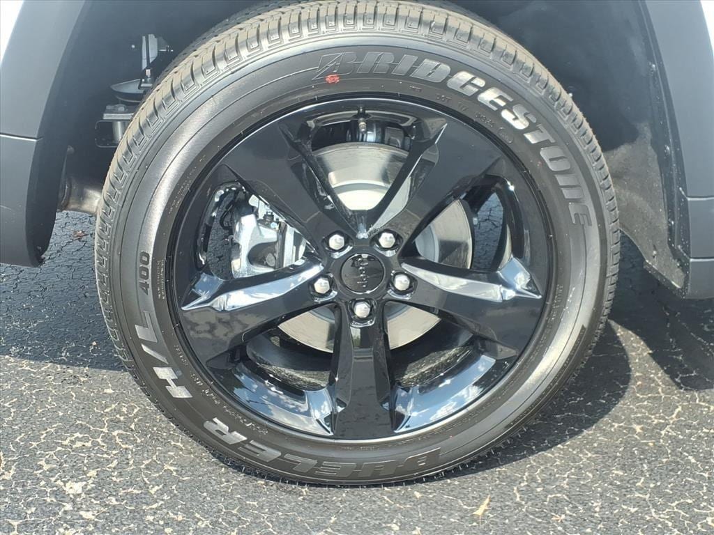 New 2025 Jeep Grand Cherokee L Altitude X Sport Utility