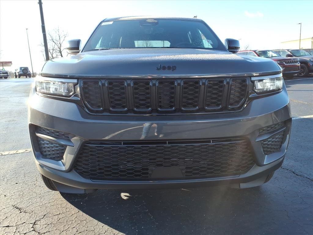 New 2025 Jeep Grand Cherokee Altitude X Sport Utility