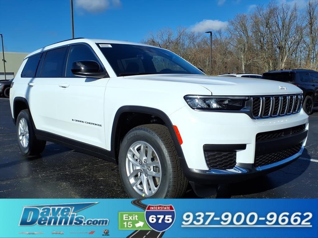 2025 Jeep Grand Cherokee L Laredo's photo